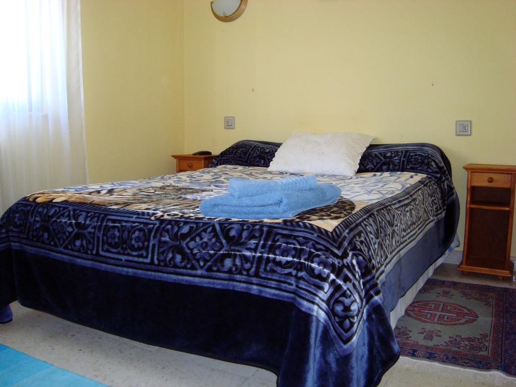 Hostal La Ponderosa Sancti Spíritus Habitación foto